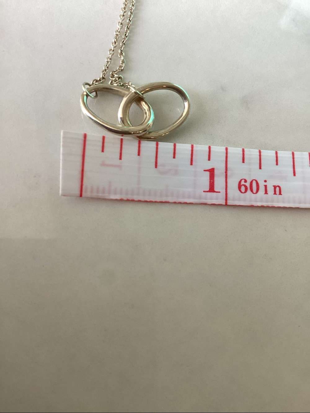 Tiffany & Co. Silver double loop interlocking Necklace - Picture 5 of 7